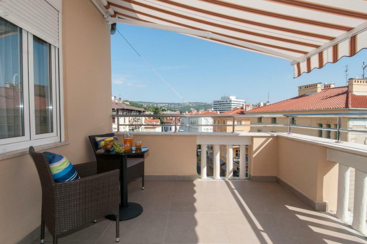 Iva, Opatija Centar Apartment Bagian luar foto