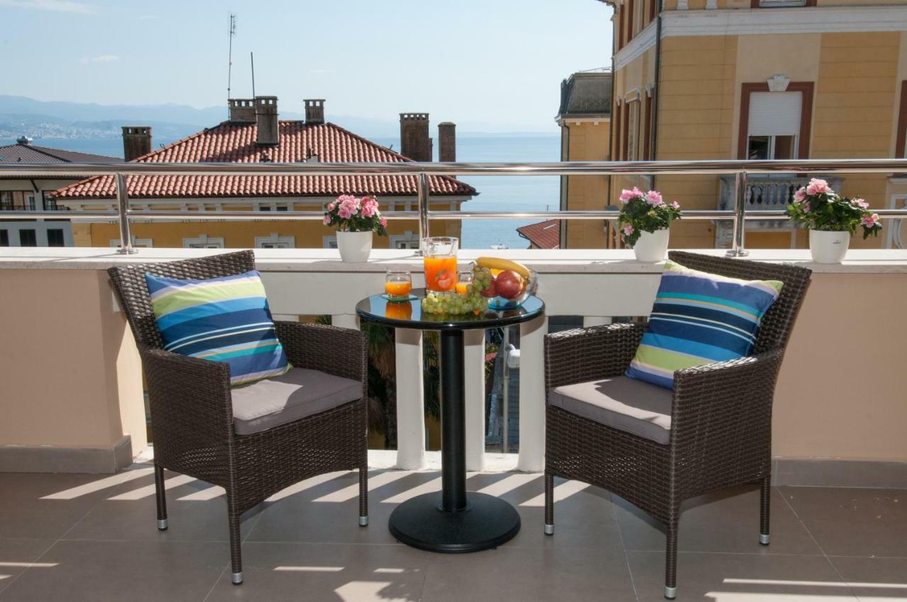 Iva, Opatija Centar Apartment Bagian luar foto